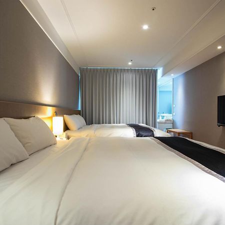 Stay Inn Taipei Exteriör bild