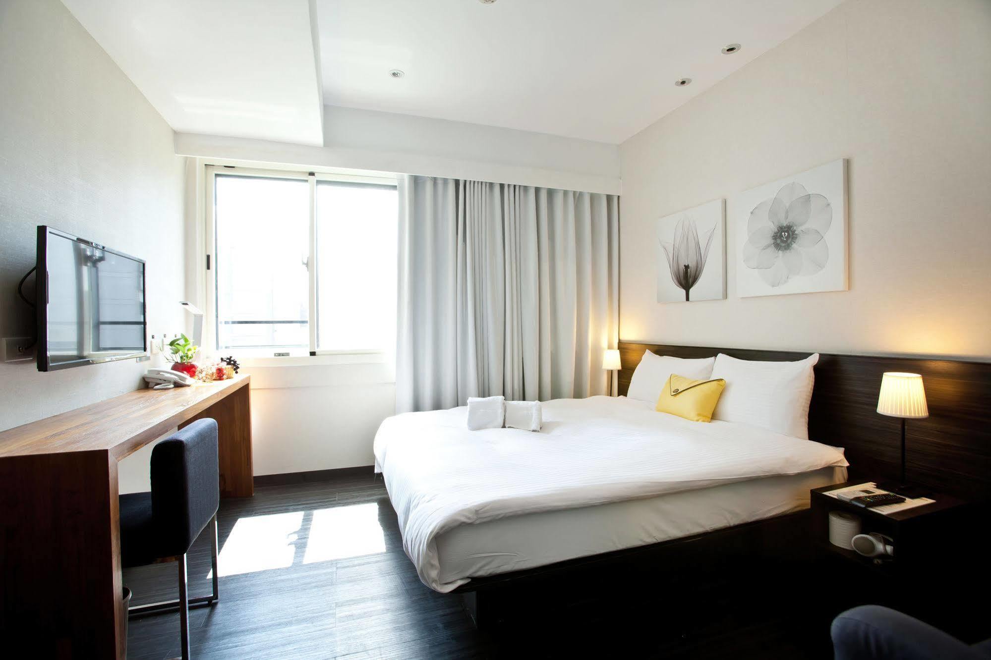 Stay Inn Taipei Exteriör bild