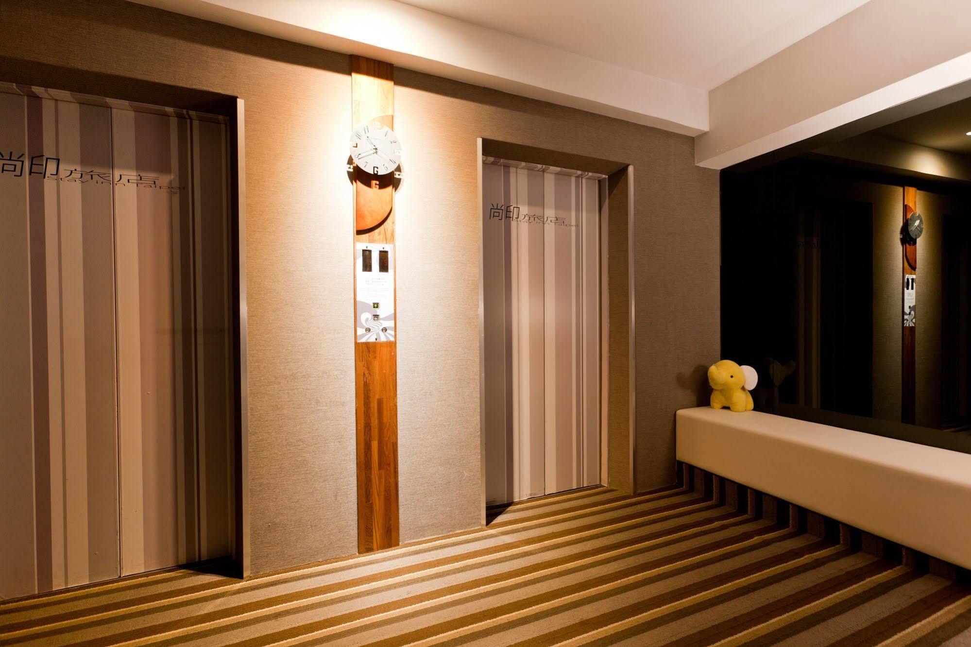 Stay Inn Taipei Exteriör bild